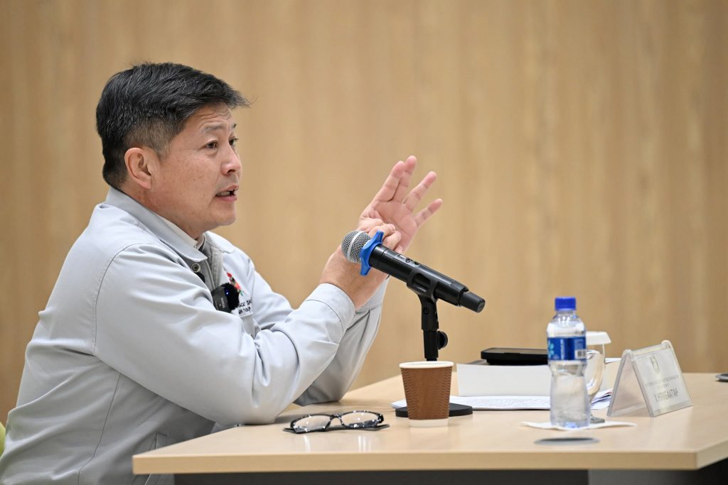 695f1698e337fe7967a30df8