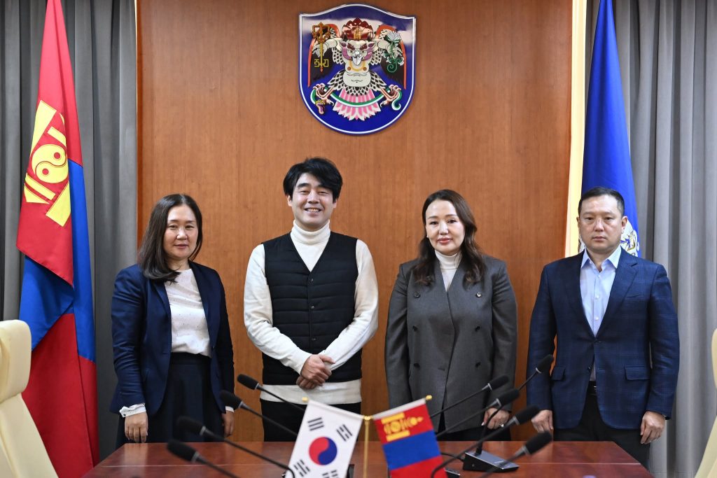 697af25be337fe7967a3103d