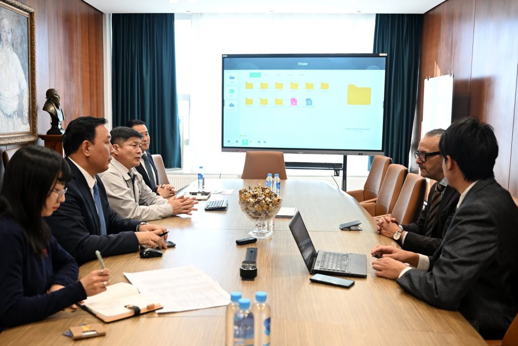 697c673de337fe7967a31076