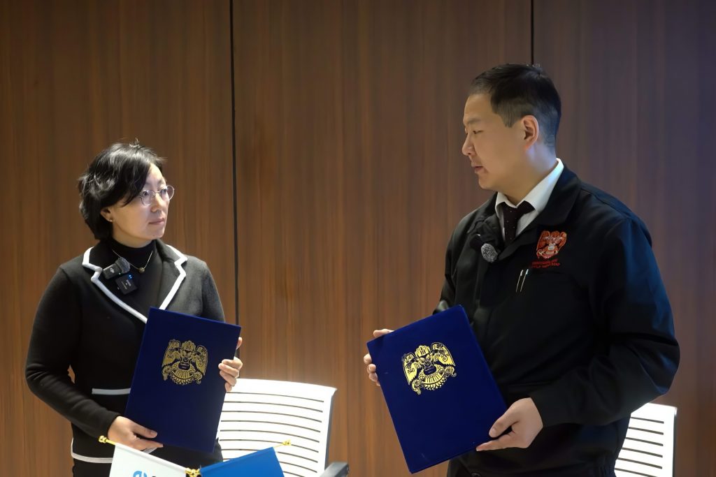 697c85ffe337fe7967a3107d