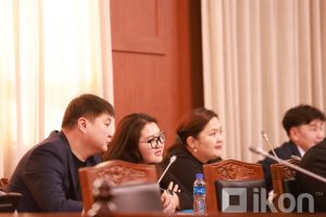 6zbd5f_MPA42469_x974