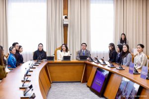 8c0cb6752ebc49d9acc96bb17a5cc4b2