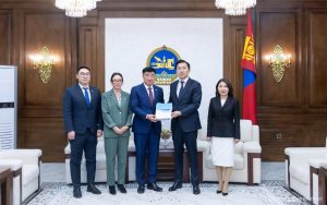 a9203efa174f459eba576ad2eec45cd3