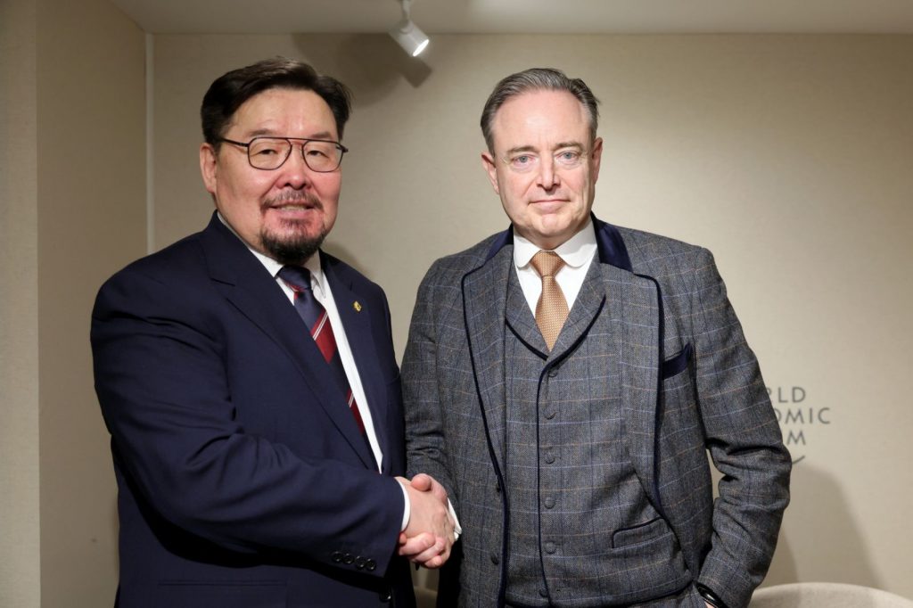 r8po6HNacJKprFDJtV52