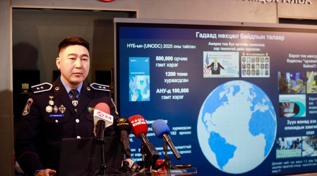 rcb281_1O8A5641_x974