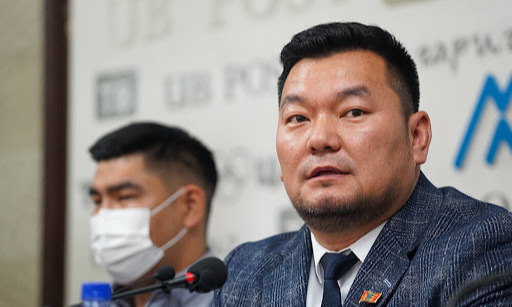 Эхнэрээ удаа дараа хүчирхийлж байсан НИТХ-ийн төлөөлөгч Б.Эрдэнэсүхийг баривчилжээ