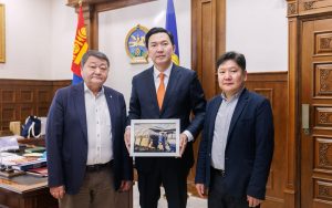 177002726292d7faf0-d38b-4112-81a7-4891a1483f7a