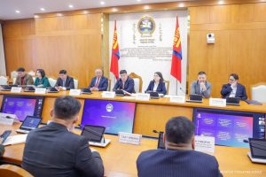 82b7d950d2174208aed3672fe6302d15