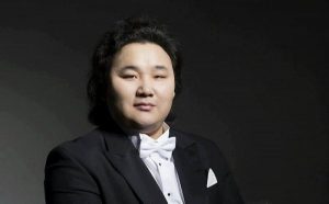 Ардын жүжигчин цол хүртэж буй дуучин Э.Амартүвшингийн тухай 24 баримт