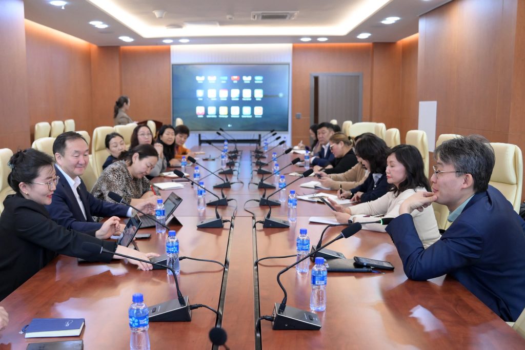 69a9254de337fe7967a3135e