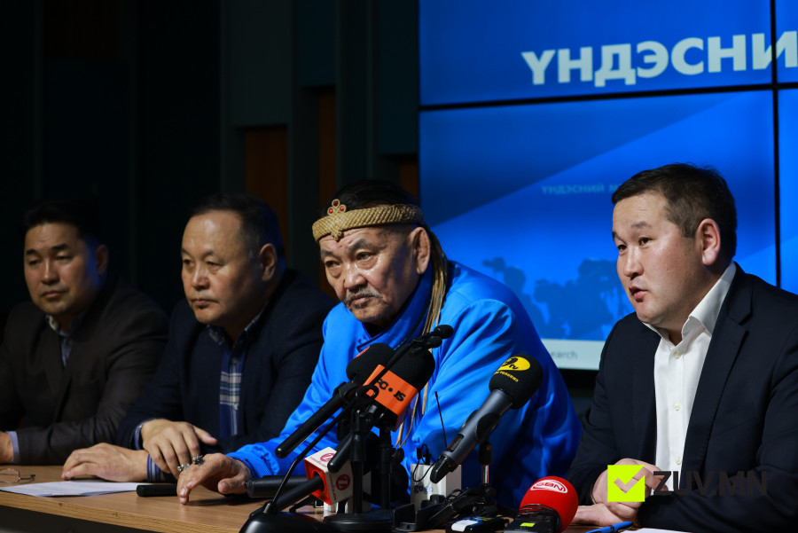 b484518cb66685ffa48572d7cbcf1454