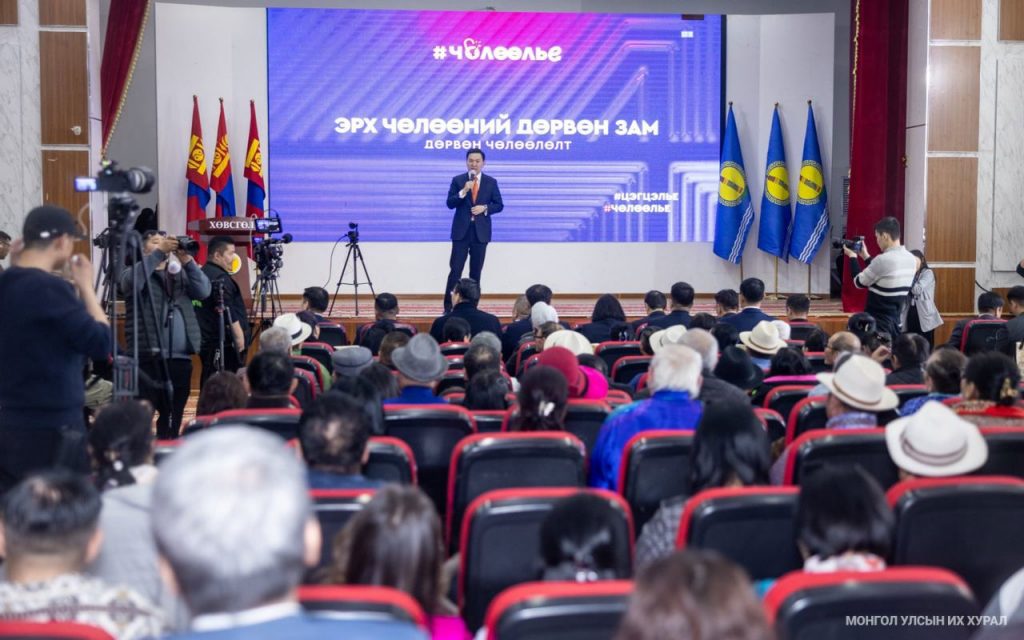 fb4255d57398419496055f5a55e7895c