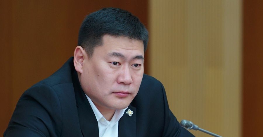 Л.Оюун-эрдэнэ