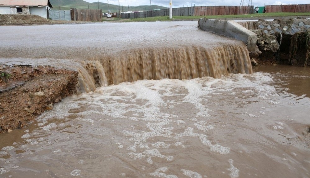 шар усны үер