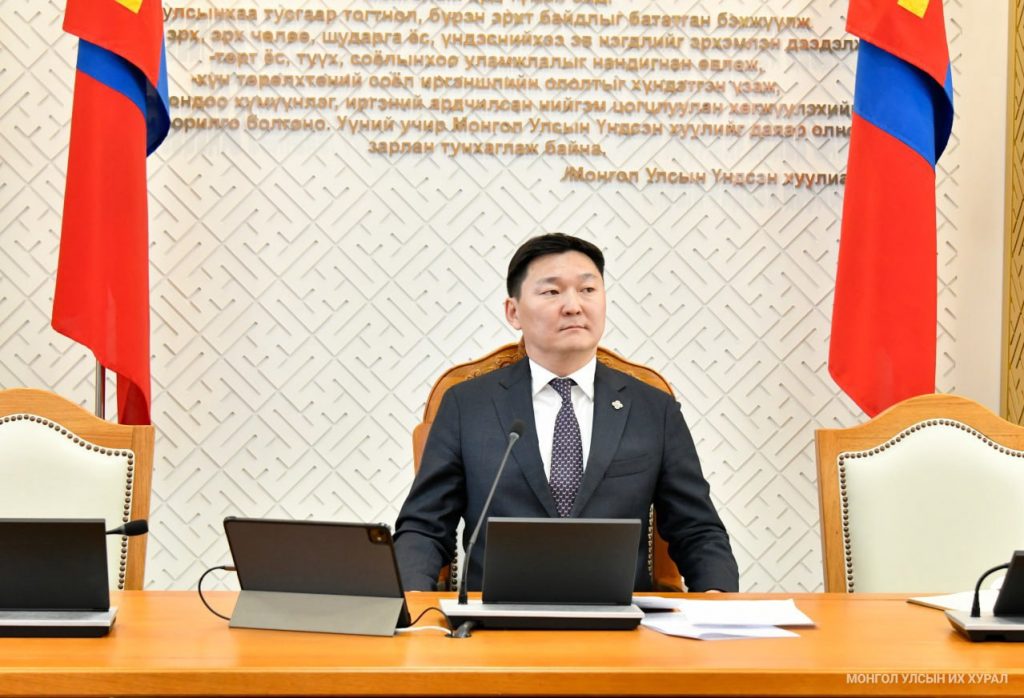 e47da3bd84454b27bc817891422a3ce2