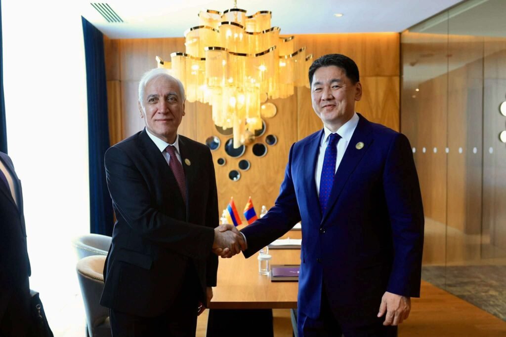 hjr7s9_imported_image_x974