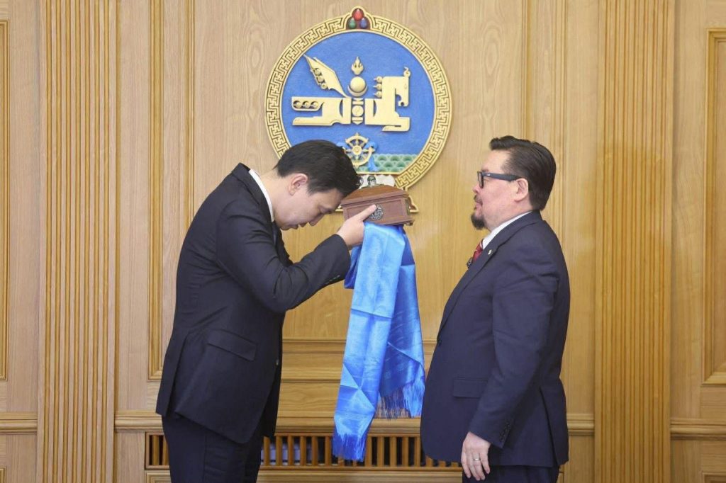 “БОДЬ”-ИЙН 110 САЯ ДОЛЛАРЫН АВЛИГААС БОЛЖ Н.УЧРАЛЫН ЗАСГИЙН ГАЗРЫГ БАЙГУУЛСАН НЬ ОДОО УНШИГДАЖ БАЙНА