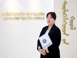 М.Халтар НИТХ дахь АН-ын бүлгээс ирүүлсэн саналын дагуу хуралдааныг тодорхойгүй хугацаагаар хойшлуулах захирамж гарсан