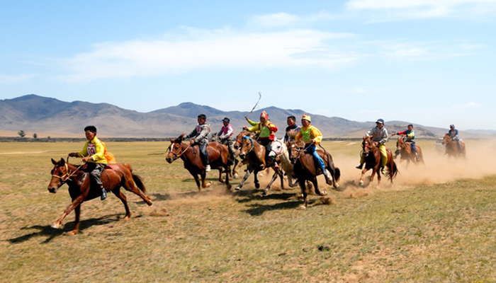 Морины-уралдаан