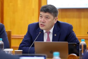 Т.Аубакир Н.Учрал дарга өөрөө нээлттэй хүн учраас ЗГ ч нээлттэй ажиллана